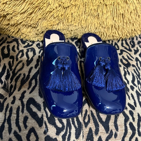 Christian Louboutin Patent Leather Tassel Accent Mules Barry 35 - Picture 4 of 8